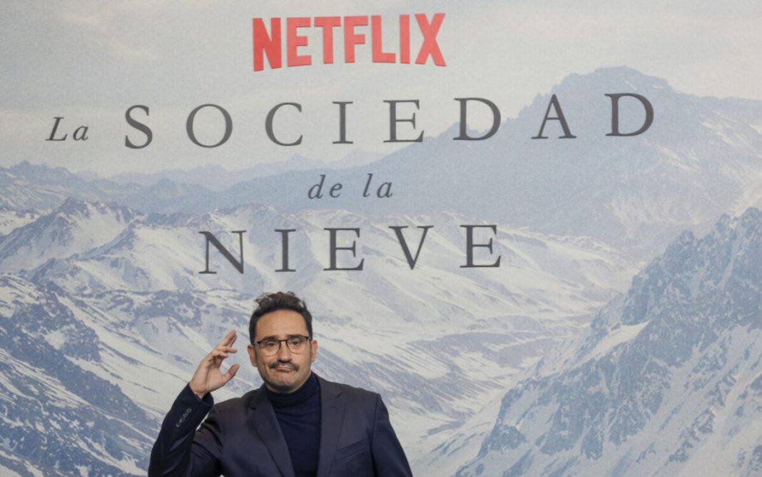 Oscar 2024: lo que gana Bayona si se lleva la estatuilla 'La sociedad de la nieve'