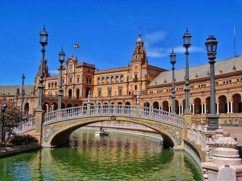 Los Secretos Que No Sabes De La Plaza De España De Sevilla