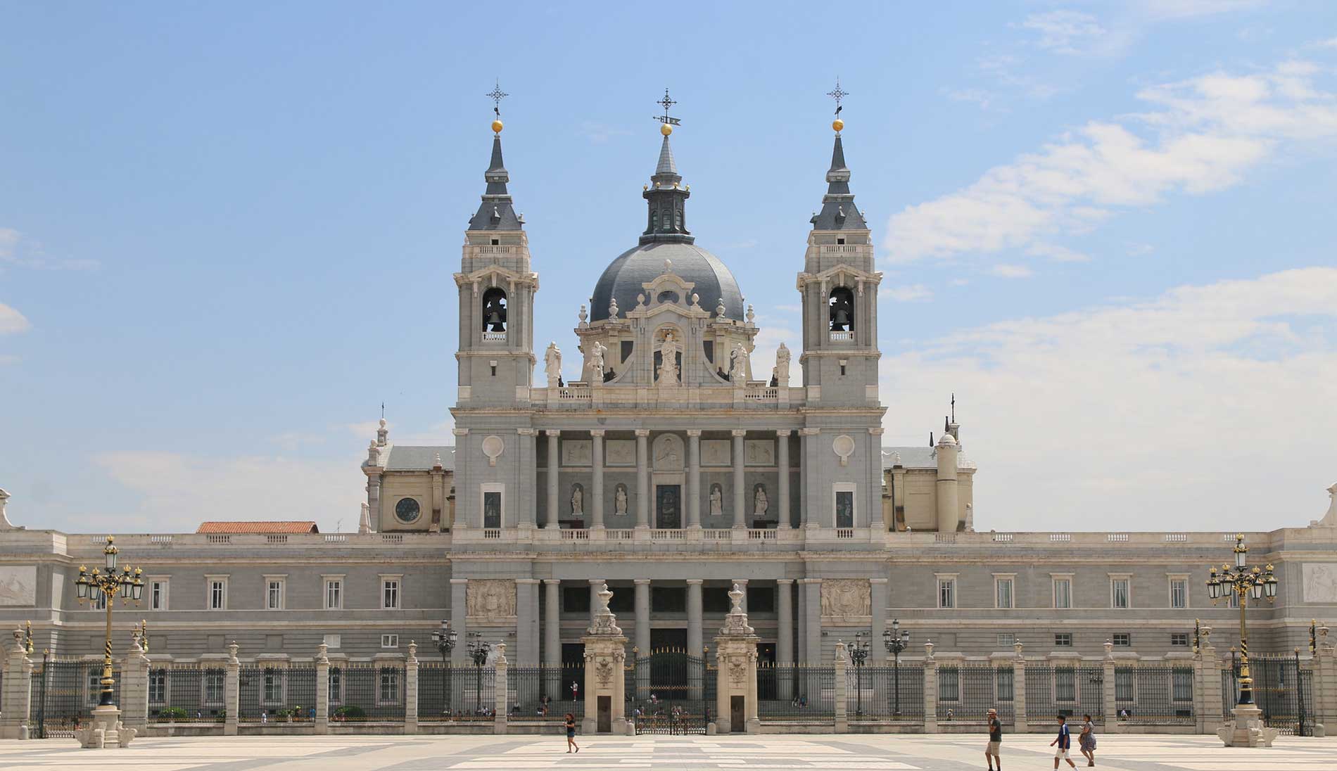 La Almudena, Centro De Celebraciones Y Cultura