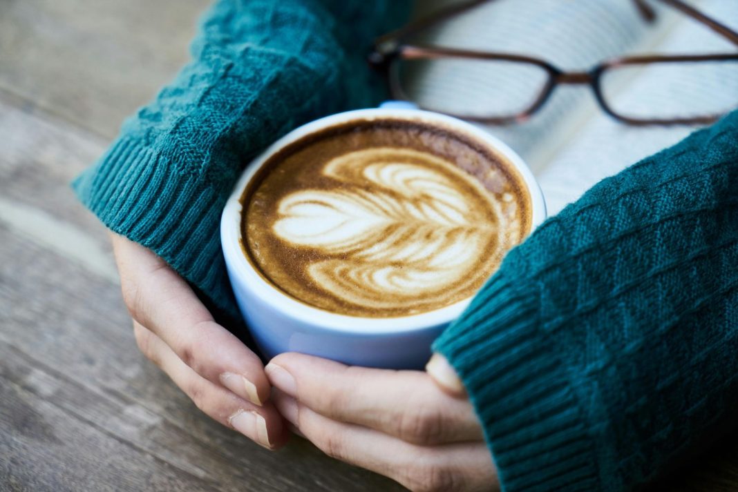 Una pieza de tu cafetera provoca que el café sepa mal