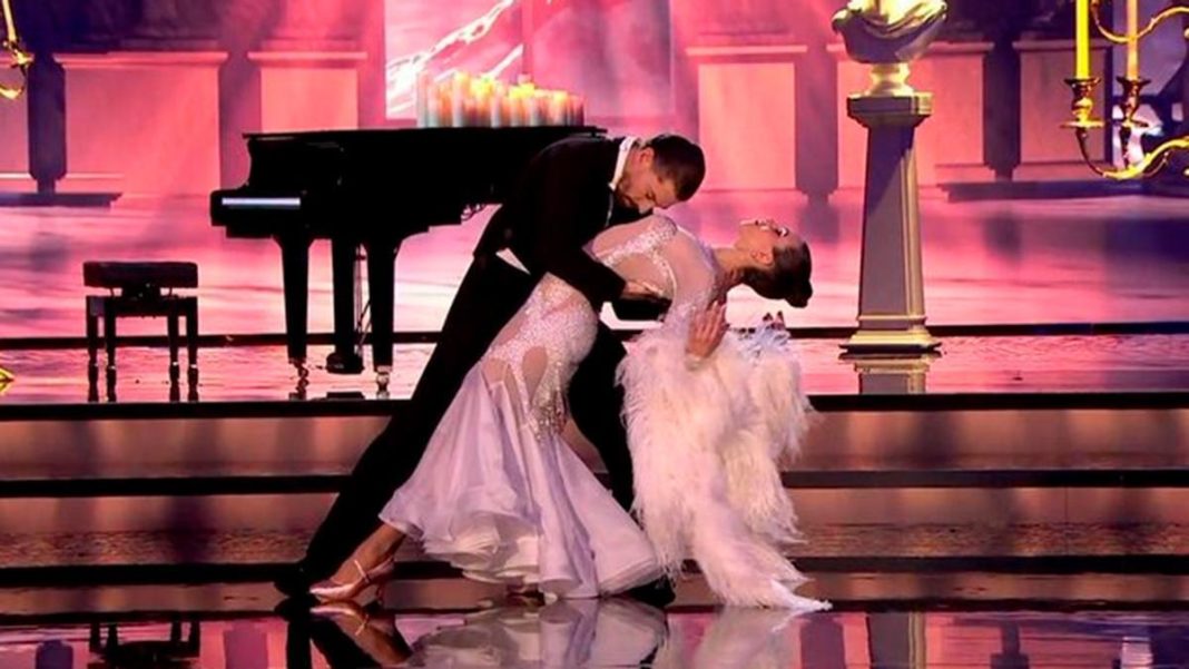 Danzando bajo los reflectores: Un vistazo completo al espectáculo de 'Bailando con las estrellas'