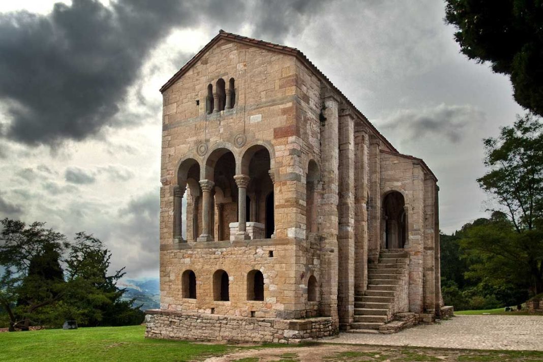 Joyas arquitectónicas: iglesias prerrománicas y monumentos históricos