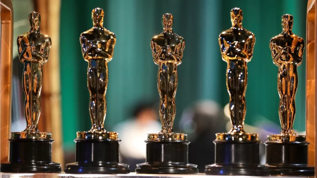 Los Oscar 2024 'premian' por sorpresa a los fans del cine en España