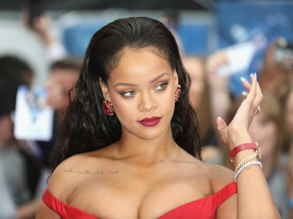 El Imperio Fenty: Cómo Rihanna Construyó Su Fortuna