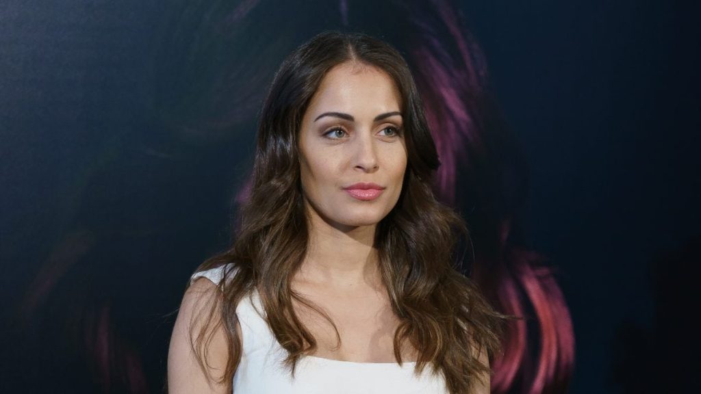 Hiba Abouk