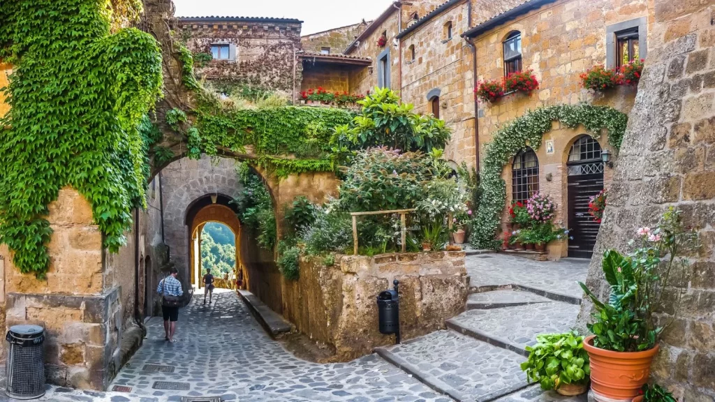 El Pueblo De Italia Que Atrae A Miles De Turistas Cada Año