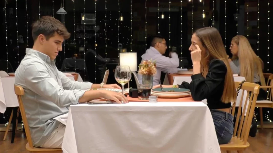 Destapan las mentiras de 'First Dates' y cómo Mediaset te engaña con varias cosas