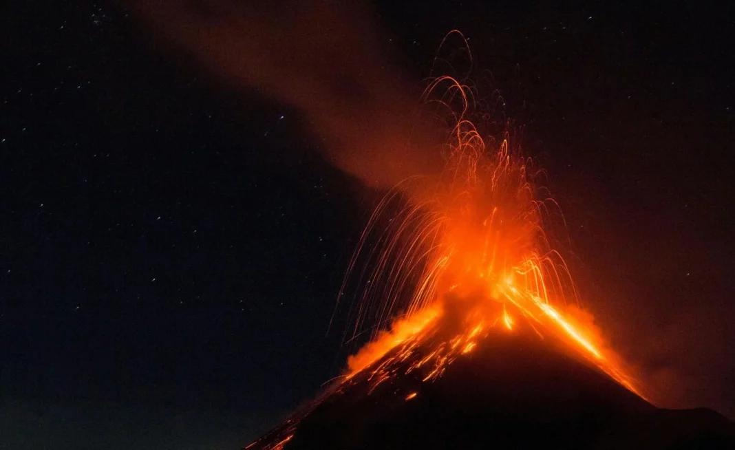 Ganar miles de euros es fácil si conoces este volcán que escupe oro