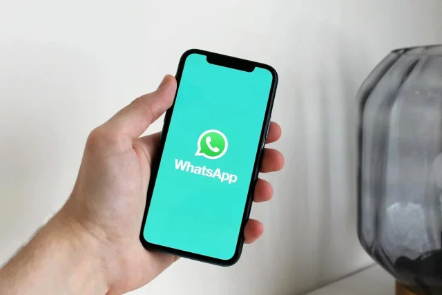 Whatsapp No Es Gratis: Te Contamos Cómo La App Te «Cobra» Aunque No Cueste Nada Y No Tenga Publicidad
