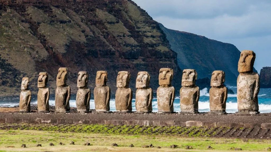 Mitos Y Leyendas Detrás De Las Cabezas De Isla De Pascua