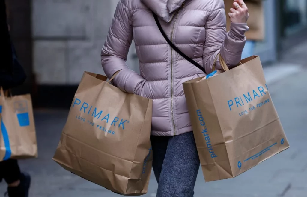 9 Preciosas Blusas De Primark Por Menos De 20 Euros Para Llevar Con Cualquier Pantalón