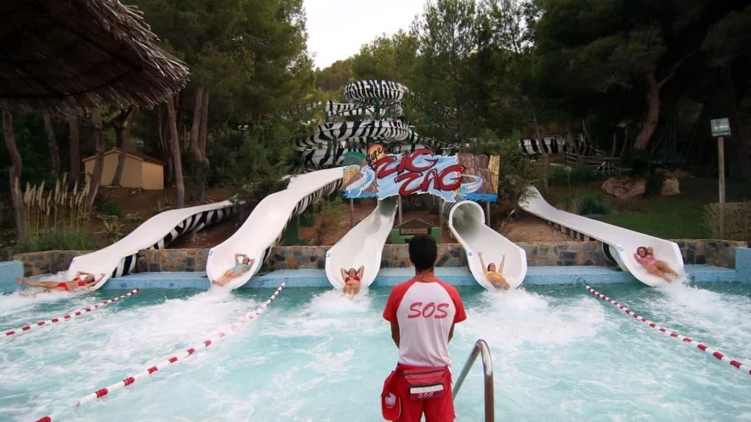 Aqualandia, Alicante: emoción y seguridad en un clásico del verano