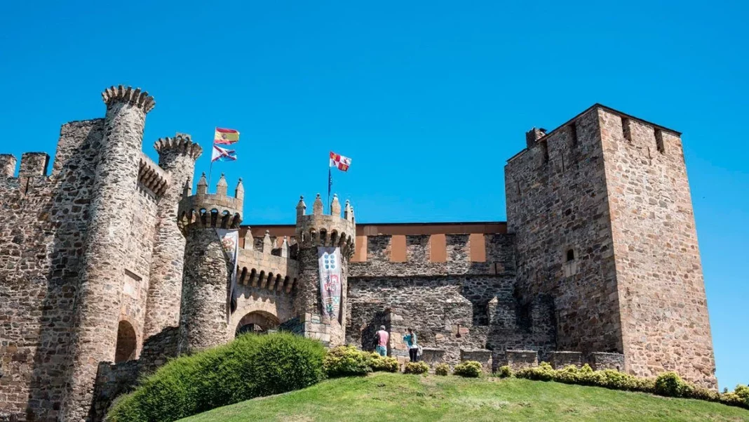 Castillo de Ponferrada: La Fortaleza de los Templarios