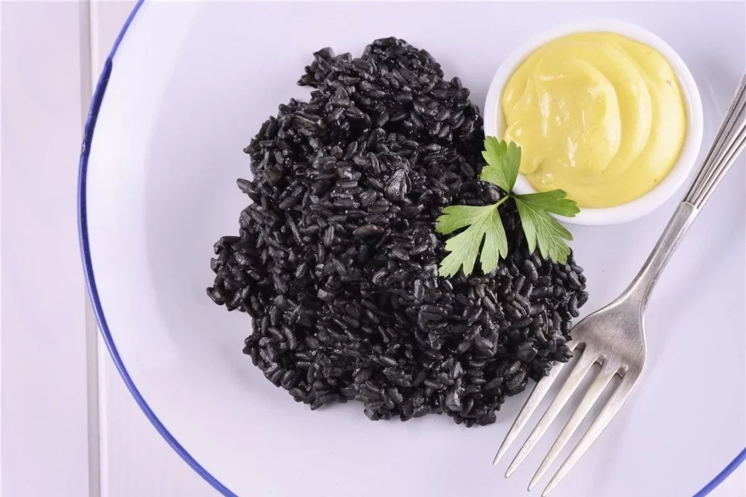 Con qué acompañar el arroz negro