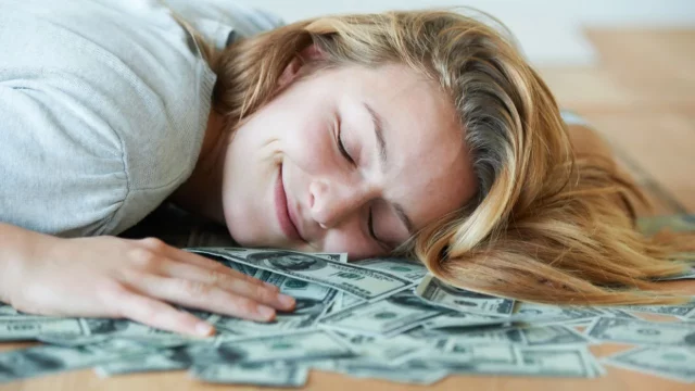 Esta Es La Cantidad Exacta De Dinero Que Necesitas Para Ser Feliz, Según Harvard