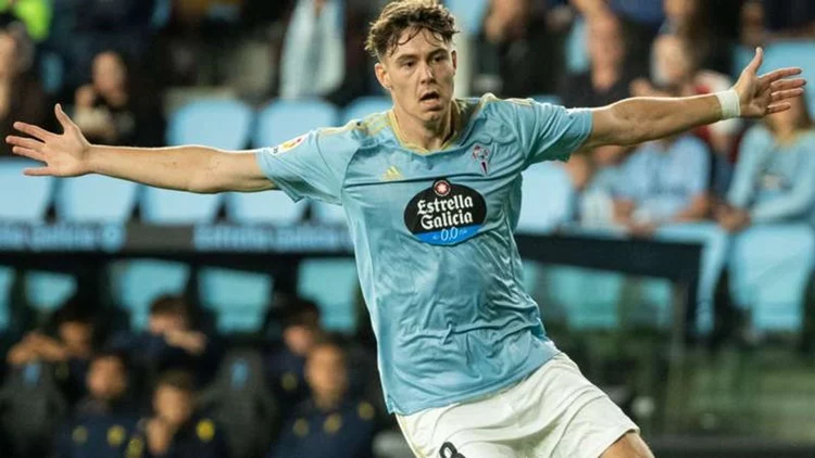 Celta De Vigo Larsen Iago Aspas