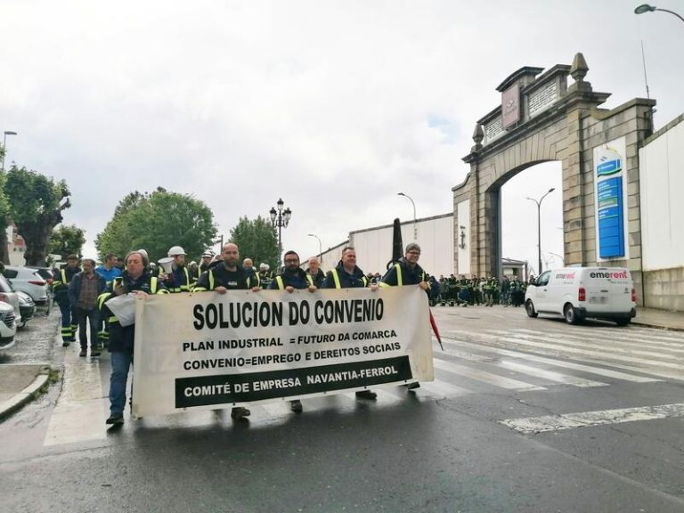 La plantilla de Navantia Ferrol se manifiesta exigiendo una solución al convenio colectivo