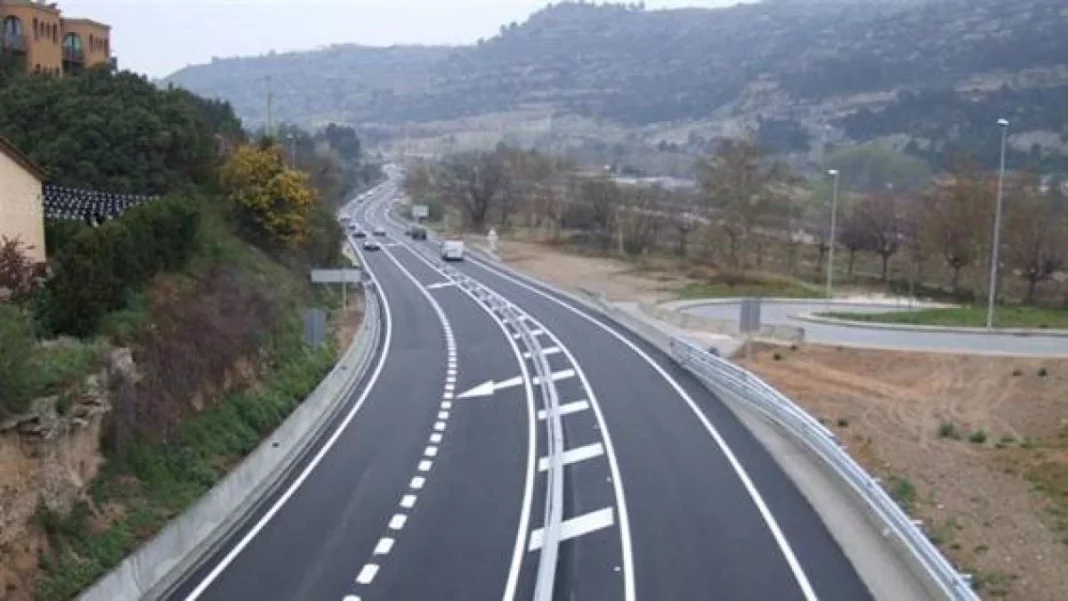 El desafío de las carreteras convencionales: Un problema de seguridad urgente