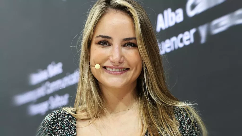 &Quot;A La Cadena Ponzoñosa&Quot;: Alba Carrillo Carga Duramente Contra Telecinco Fuera De 'D Corazón' De Tve