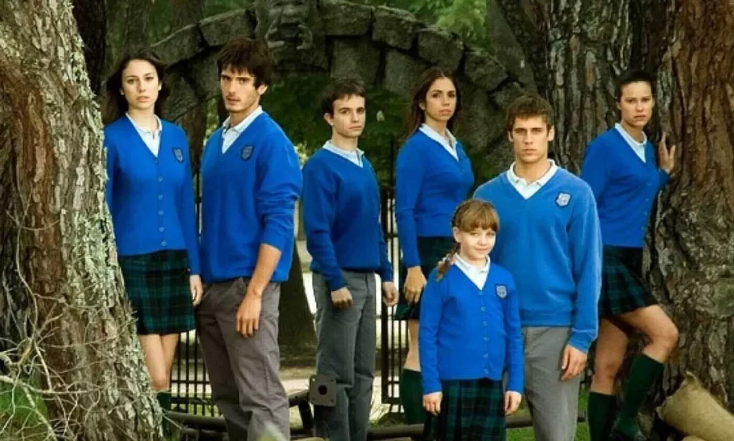 Pronto habrá un reencuentro de 'El Internado', no de la manera que esperas, pero sí con Luis Merlo