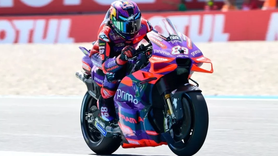 Jorge Martín saca los colores a Marc Márquez en Alemania