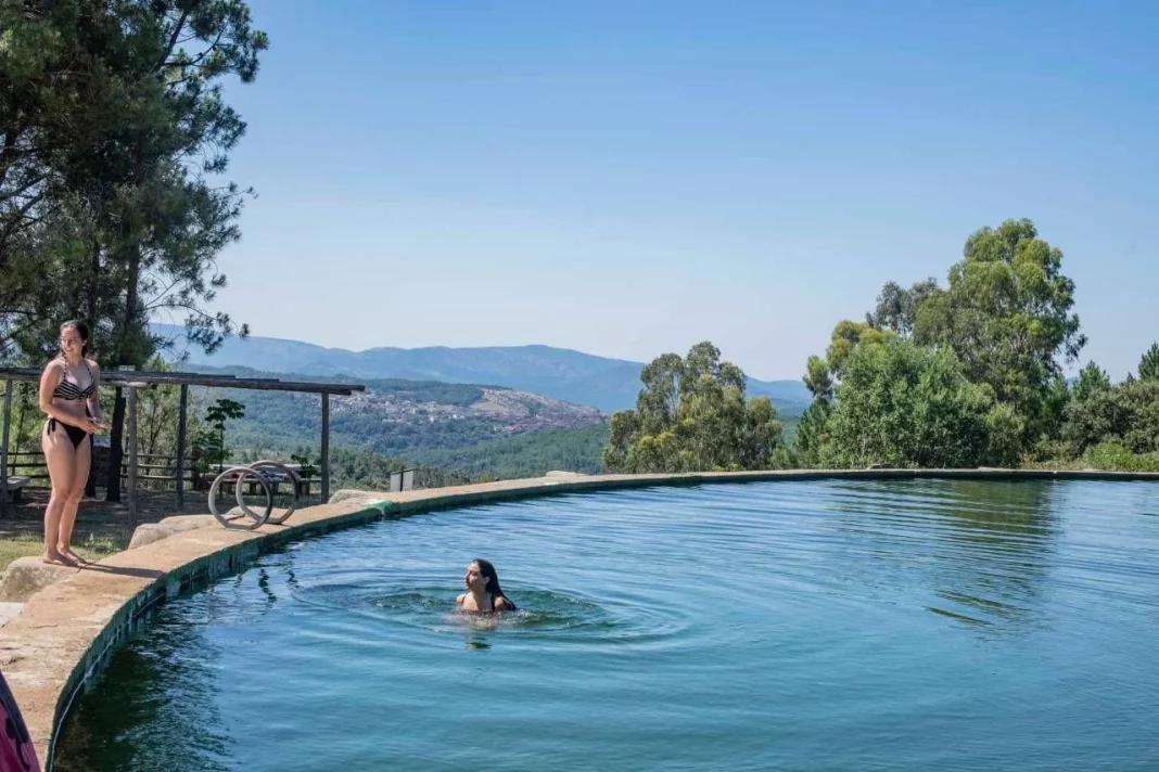 Piscina natural del estanque de la Palla de Garcibuey