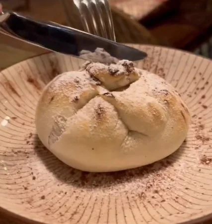 Delicioso Postre De Madrid Relleno De Nutella.