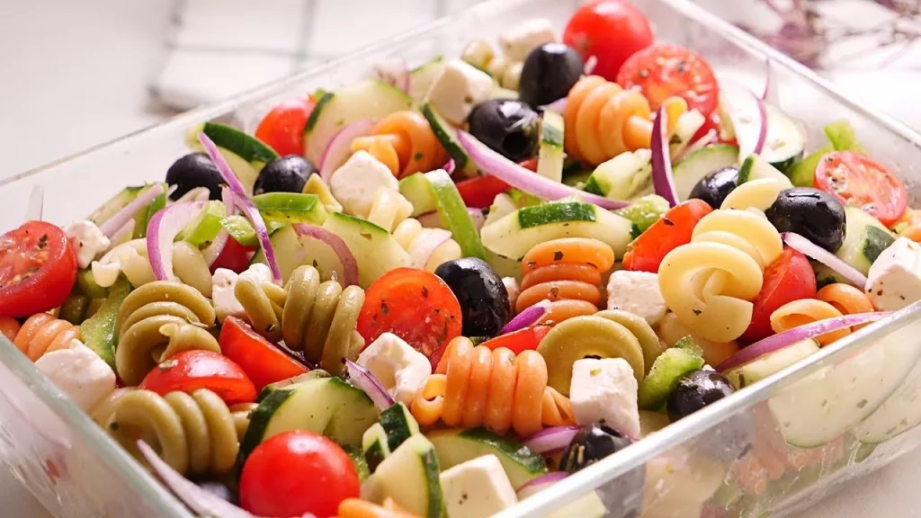 Ensalada Griega De Pasta: Frescura En Cada Bocado