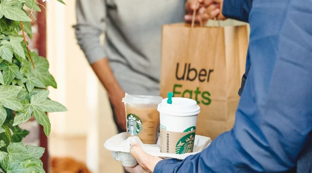 Europapress 1853357 Economia Starbucks Asocia Uber Eats Potenciar Envios Domicilio