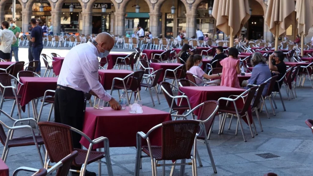 La Falta De Condiciones Laborales Atractivas Y Salarios Competitivos Ahuyenta A Posibles Empleados