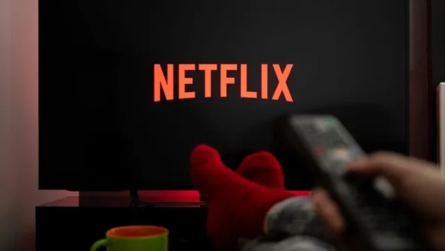 ¿Qué Ver En Netflix? Las Series Y Películas De Moda Este Verano