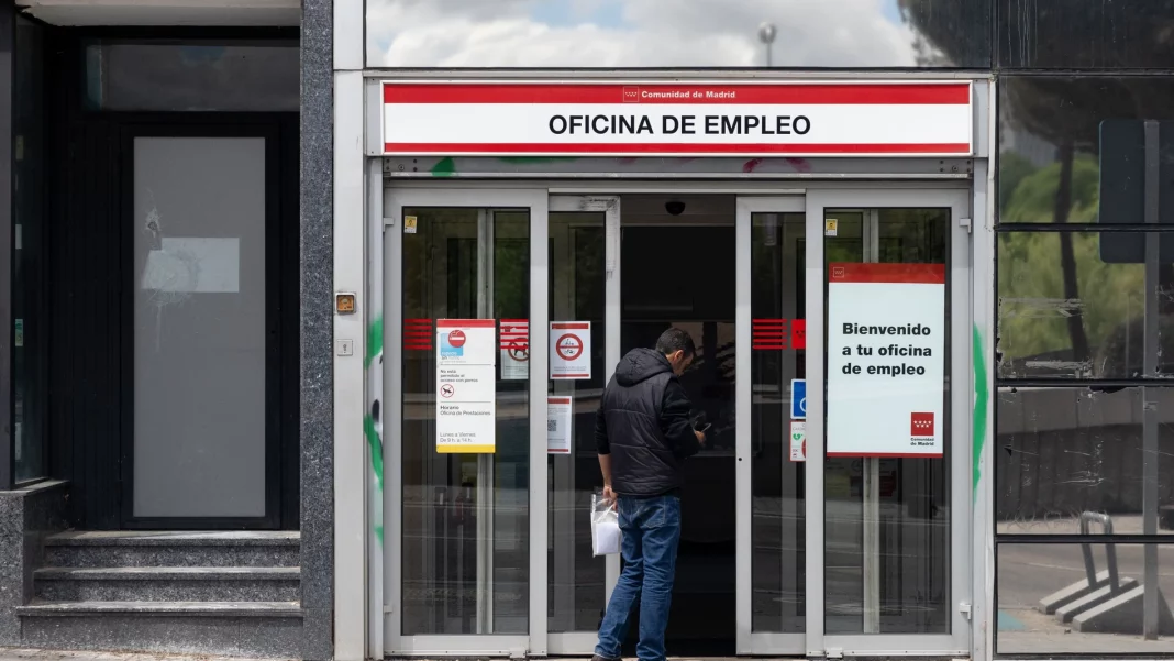 Del clic al empleo: Navegar el portal 'EMPLÉATE' hacia nuevas oportunidades