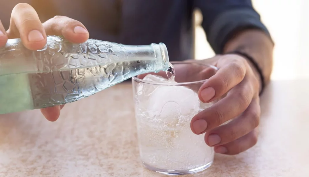 Agua con gas: una opción refrescante