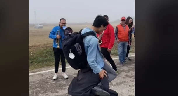 Chino En Burgos Camino A Santiago