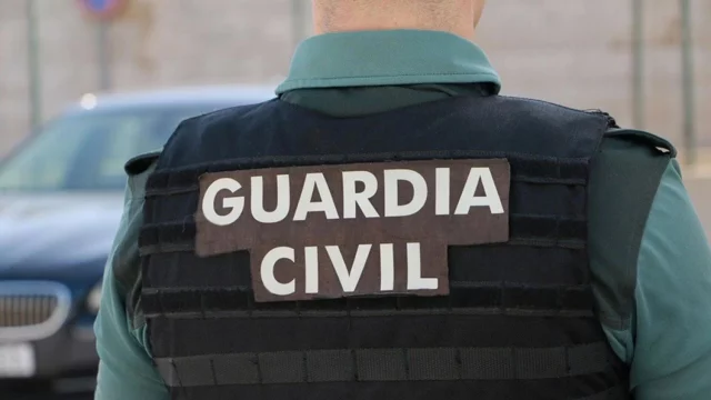 Estos Llaveros Aparentemente Inofensivos Están Prohibidos Por La Guardia Civil Y Te Puede Caer Una Multa Seria