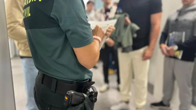 Más De 26.000 Aspirantes Afectados Tras La Suspensión De Pruebas Para Guardia Civil