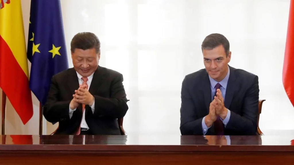 Pedro Sánchez Y La Delegación Del Sector Porcino Español Viajan A China Para Proteger Y Expandir Las Exportaciones