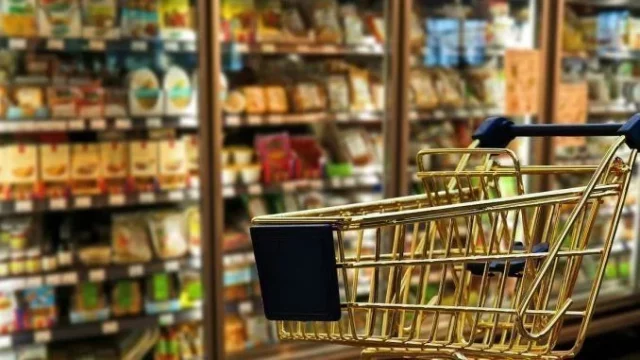 Adiós A La Rebaja Del Iva: Qué Alimentos Suben De Precio En Los Supermercados En Octubre