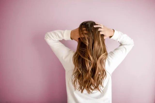 Cabello Abundante Al Añadir Este Ingrediente A Tu Champú Y Pelo En La Ducha