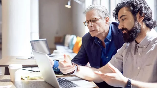 Las Empresas Apuestan Por Los “Trabajadores Séniors” Para Enfrentar El Relevo Generacional