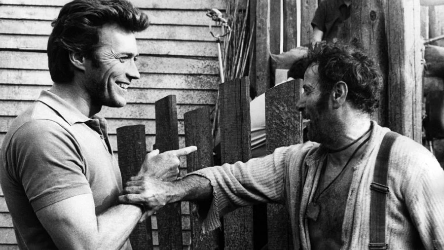 Imagen De Archivo De Clint Eastwood Y Eli Wallach Durante El Rodaje De 'El Bueno, El Feo Y El Malo'.