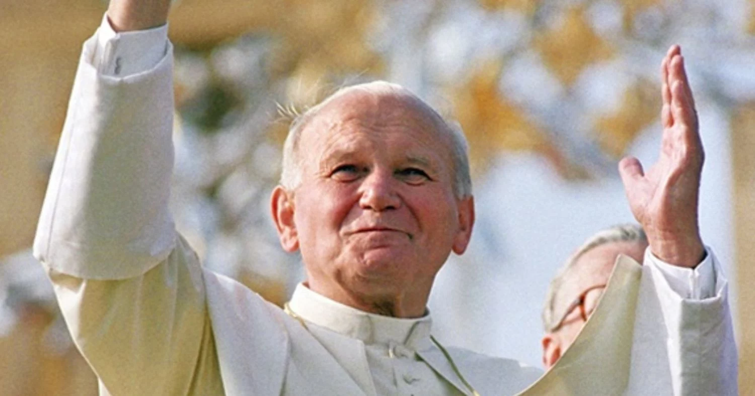 San Juan Pablo Ii: El Papa Que Rompió Barreras