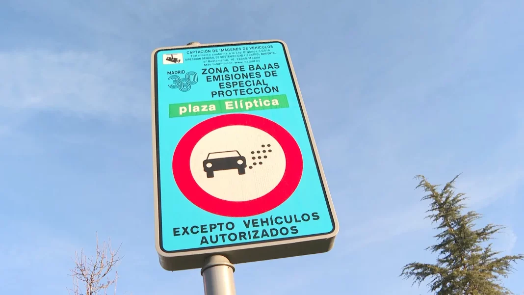 DGT: Cataluña lidera la restricción a coches con etiqueta B