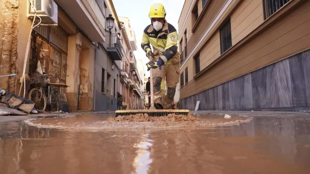 El Colapso Del Alcantarillado: Sin Efectivos Ni Maquinaria