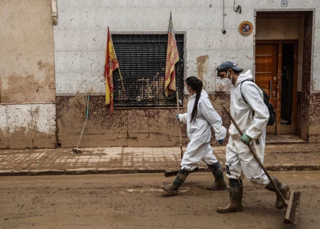 Valencia Se Queda Sin Materiales De Limpieza Para Evitar Las Enfermedades