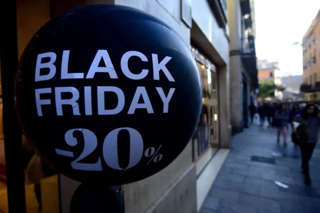 Madrid Y Barcelona Lideran Las Compras En Black Friday: La Capital Gasta 250€ Por Persona Y Barcelona Destaca En Compras Online