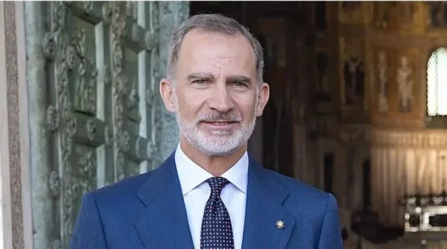 Un Familiar De Felipe Vi Entra Al Trapo Con Las Críticas Por Lo Sucedido Con El Rey Y Letizia