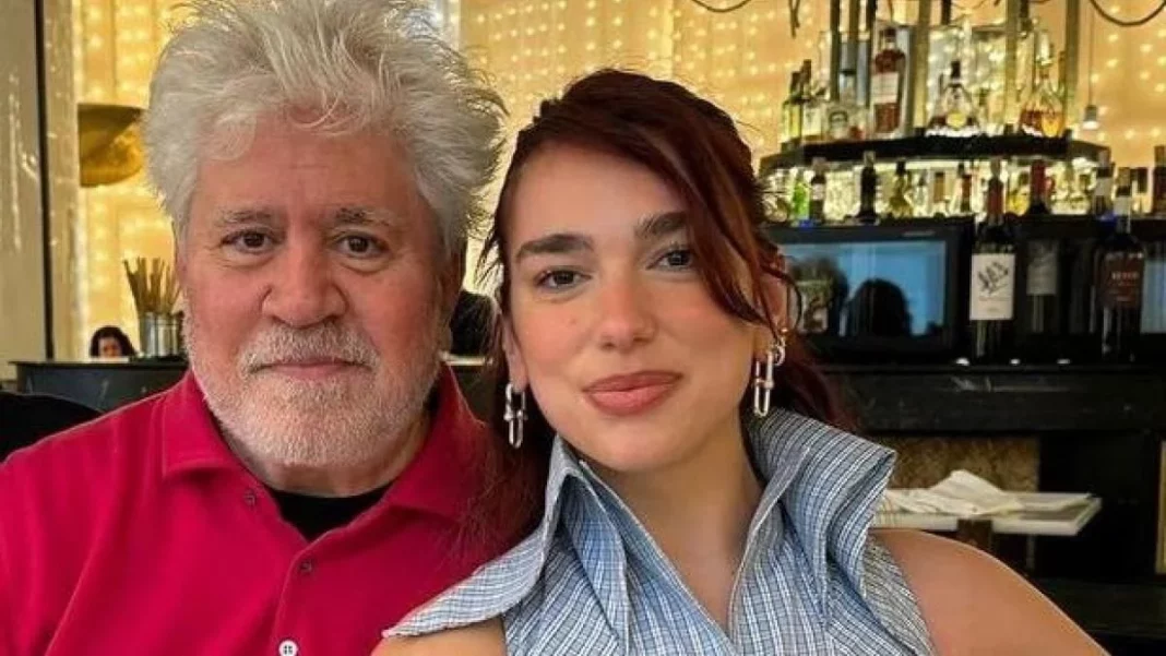 Una relación fluida entre Almodóvar y Dua Lipa