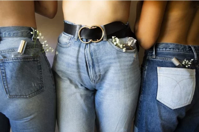 La Moda De Los Pantalones Vaqueros De Tiro Alto Llega A Stradivarius Con Un Modelo Atemporal