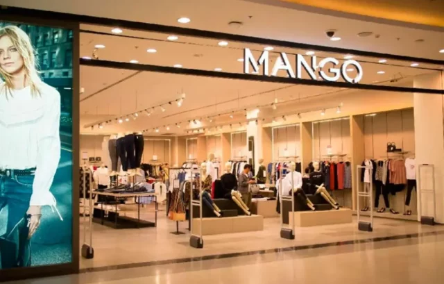 Lleva La Chaqueta De Mango Más Elegante Y Combinala De Muchas Maneras Para Un Look Sofisticado En Nochevieja